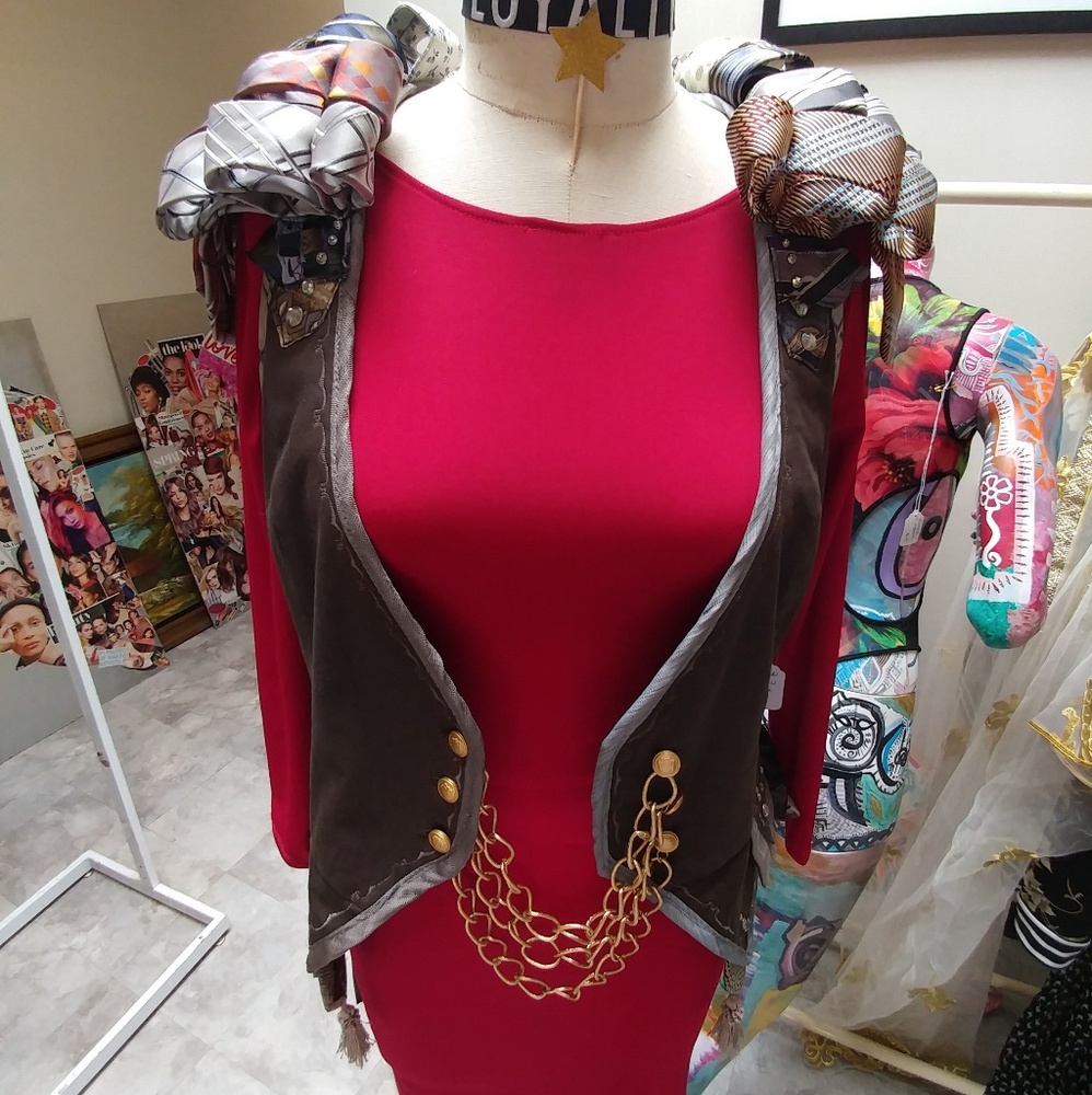 Custom women's Renaissance vest. Handmade - Picture 3 of 5